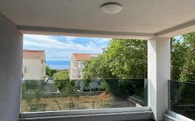 Apartmani Grgic On The Adress Branka Fucica 96